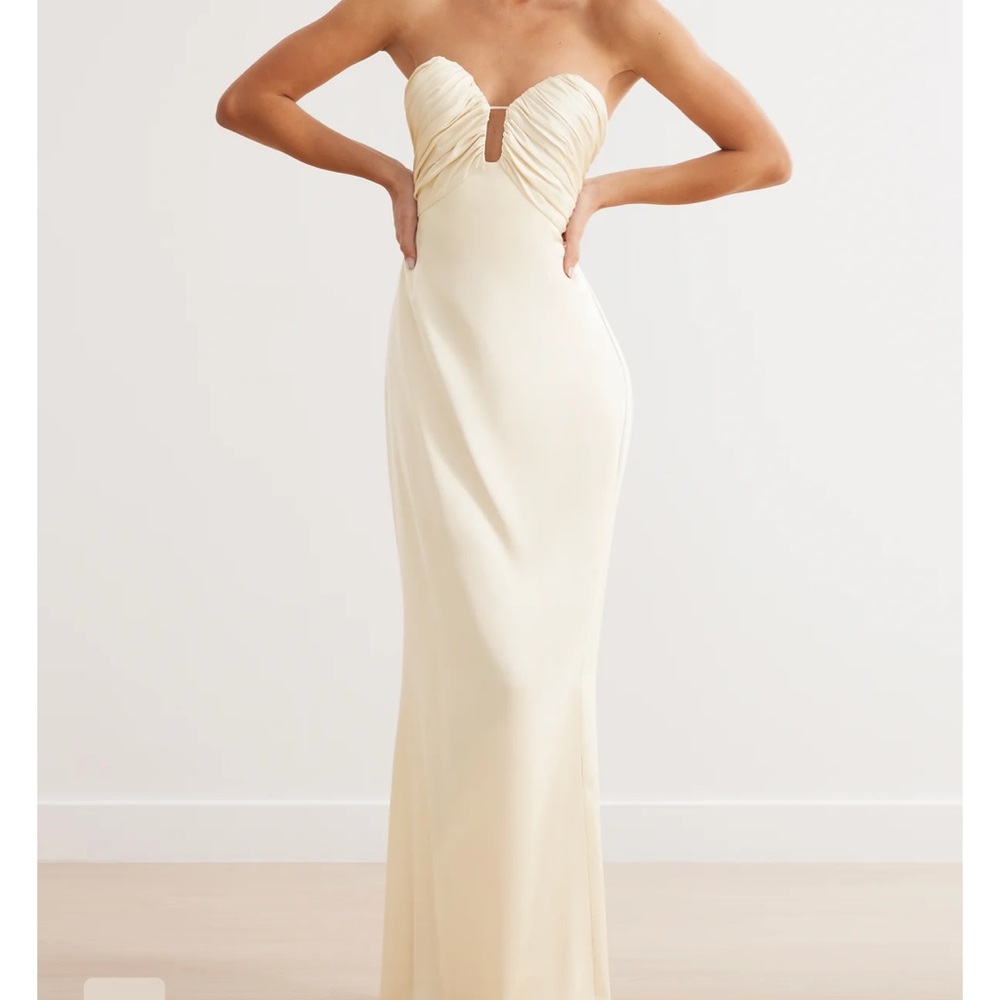 STUDIO LEXI MAGNOLIA DRESS IN CREAM